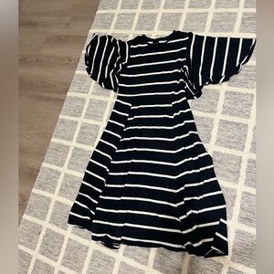 MIDI flutter sleeve dress